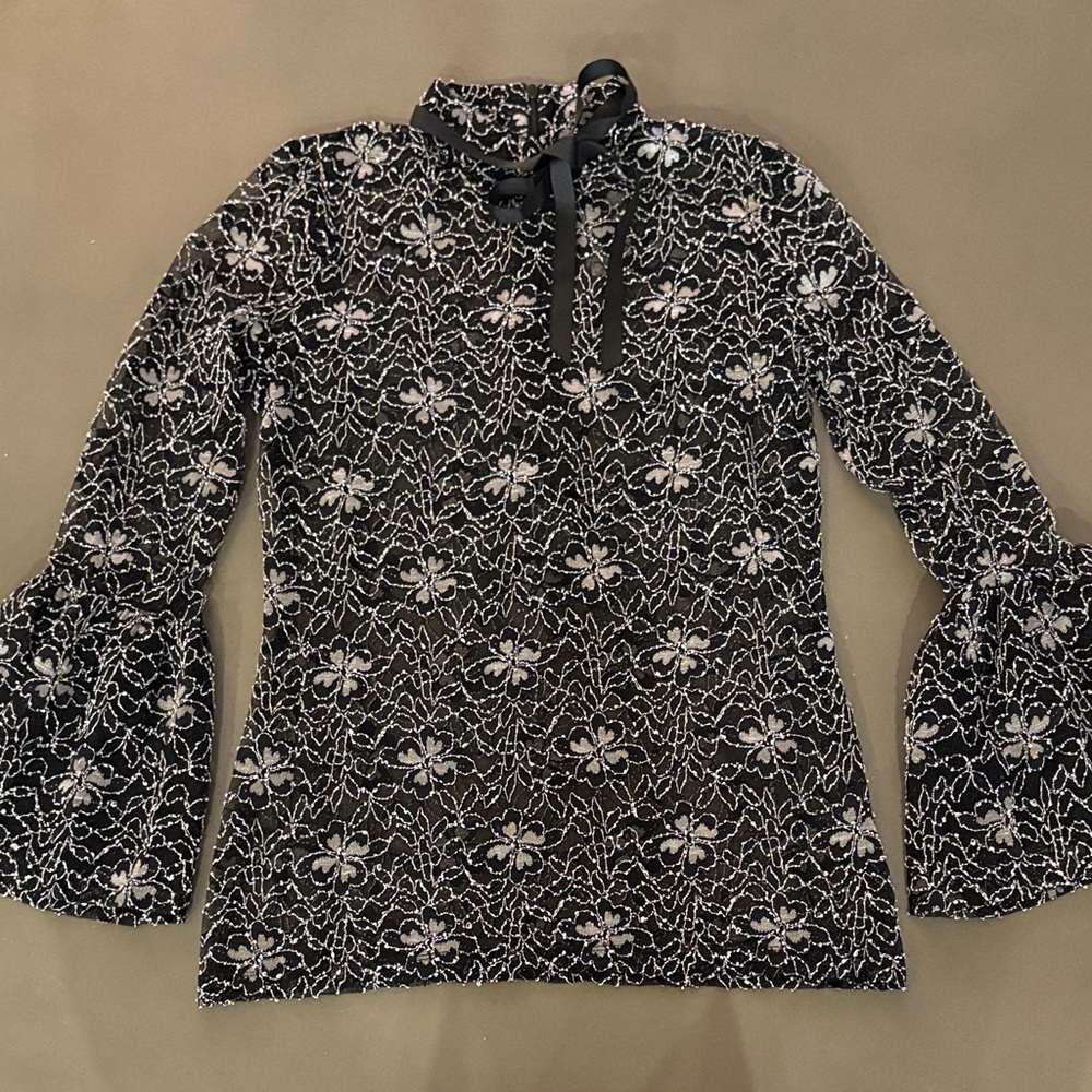 Anne Fontaine Women's Black Floral Lace Long-Sleeve Top with Ribbon Neck sz 40